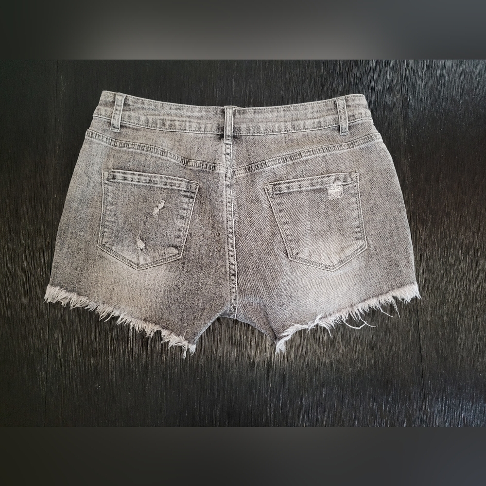 Women's Casual Mid Rise Denim Shorts Stretch Ripped Raw Hem Jean Shorts - Picture 4 of 5